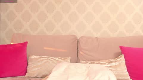 VLADAX555 online show from April 10, 2026, 3:45 am