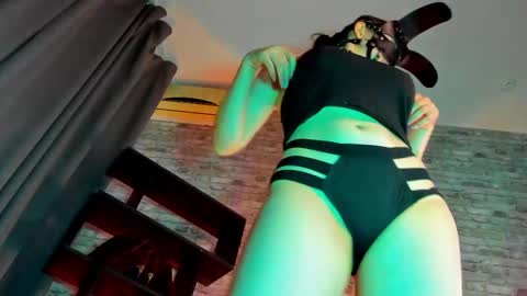 vladi-turbo69 online show from April 15, 2026, 4:30 am