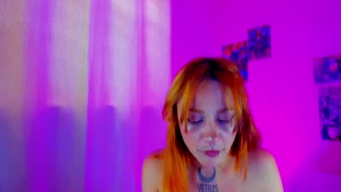 Snapshot of void_smokin chatting on April 15, 2026, 6:37 pm Gabriela online show from April 15, 2026, 6:37 pm