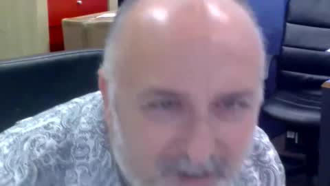 Snapshot of volpi72 chatting on June 3, 2026, 5:51 pm volpi72 online show from June 3, 2026, 5:51 pm