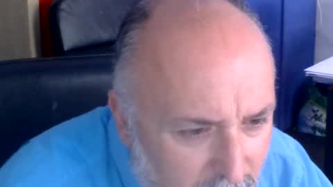 Snapshot of volpi72 chatting on June 13, 2026, 11:30 am volpi72 online show from June 13, 2026, 11:30 am