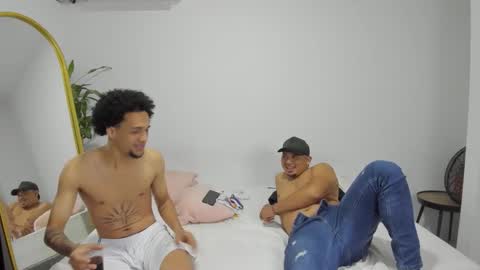 Snapshot of volt_boy57 chatting on November 5, 2025, 5:40 am volt_boy57 online show from November 5, 2025, 5:40 am