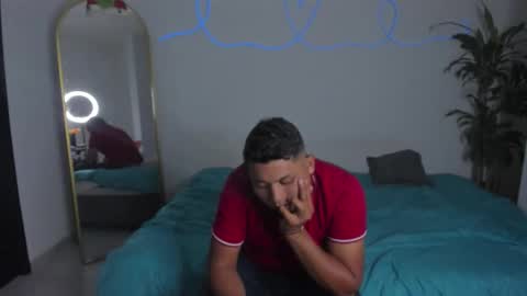 Snapshot of volt_boy57 chatting on December 22, 2025, 8:11 am volt_boy57 online show from December 22, 2025, 8:11 am