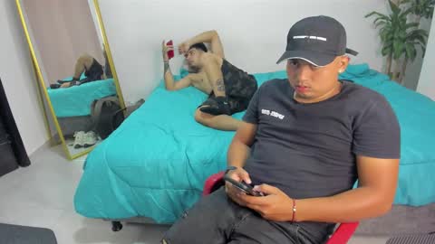 Snapshot of volt_boy57 chatting on December 23, 2025, 1:58 am volt_boy57 online show from December 23, 2025, 1:58 am