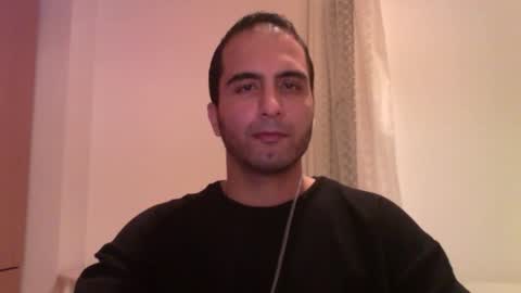 Snapshot of volve5 chatting on December 6, 2024, 9:02 pm volve5 online show from December 6, 2024, 9:02 pm