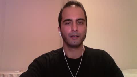 Snapshot of volve5 chatting on April 1, 2026, 12:11 am volve5 online show from April 1, 2026, 12:11 am