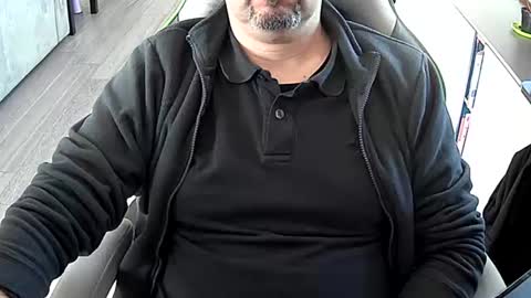 Snapshot of vonele chatting on January 9, 2026, 1:14 pm Vonn online show from January 9, 2026, 1:14 pm