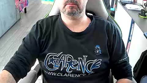 Snapshot of vonele chatting on February 12, 2026, 12:44 pm Vonn online show from February 12, 2026, 12:44 pm