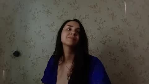 voulezvous_angel online show from March 11, 2026, 5:35 am