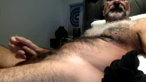 Enjoy guys of all ages if you are not on cam please dont ask for requests if i dont respond dont think im ignoring you i online show from November 24, 2025, 10:26 am