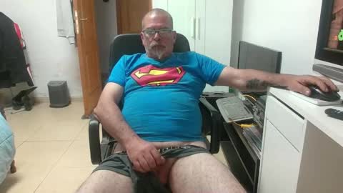 oscar online show from April 17, 2026, 8:01 pm