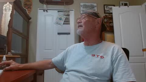 Vueuorme online show from February 15, 2026, 2:58 pm