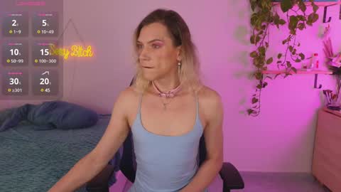 Snapshot of vulgar_wife chatting on March 6, 2025, 1:14 pm Vikky online show from March 6, 2025, 1:14 pm