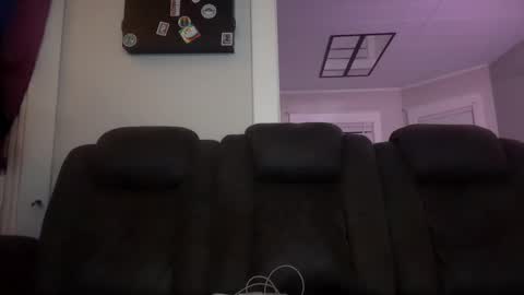 vveejay online show from September 13, 2025, 3:39 am