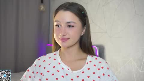 Ethal - thank you for thumb up online show from October 3, 2025, 1:46 am