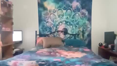 vvmm8783 online show from November 29, 2025, 9:01 am