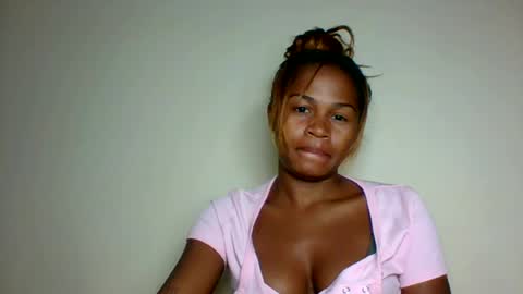 Snapshot of vynarahot chatting on June 12, 2026, 6:51 pm vynarahot online show from June 12, 2026, 6:51 pm