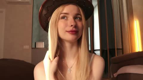 Nana online show from April 6, 2026, 4:10 am