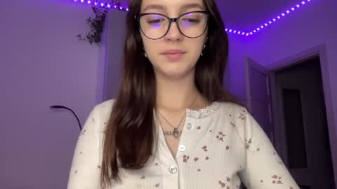 Alice  Before pvt write to me in PM  online show from December 12, 2024, 9:15 pm