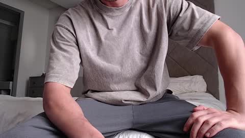 Snapshot of w_witcher chatting on December 16, 2024, 4:34 am w_witcher online show from December 16, 2024, 4:34 am