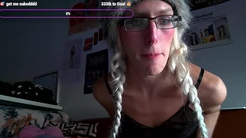 Snapshot of wahbaby chatting on October 15, 2025, 5:24 pm marz online show from October 15, 2025, 5:24 pm