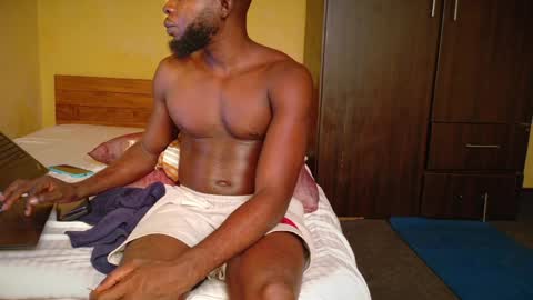 Snapshot of wakanda_mamba chatting on April 18, 2026, 10:10 pm Wakanda Mamba online show from April 18, 2026, 10:10 pm