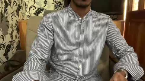 boy1 online show from June 24, 2026, 5:28 am