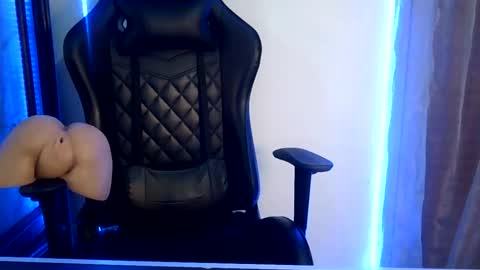 ghhhgh online show from February 23, 2026, 8:39 pm