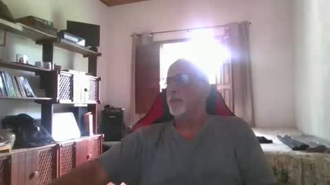 Snapshot of walmen20222 chatting on December 2, 2024, 6:32 pm walmen20222 online show from December 2, 2024, 6:32 pm