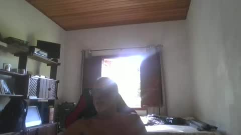 Snapshot of walmen20222 chatting on March 9, 2025, 6:54 pm walmen20222 online show from March 9, 2025, 6:54 pm