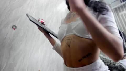  wanda  online show from December 7, 2024, 1:47 am