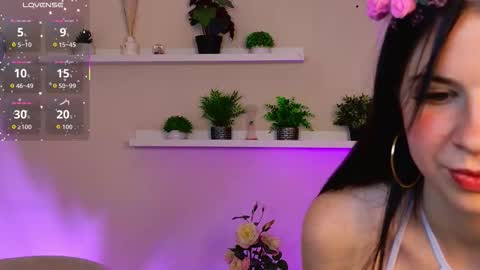 Snapshot of wander_waves chatting on October 16, 2025, 9:38 pm Wanda online show from October 16, 2025, 9:38 pm