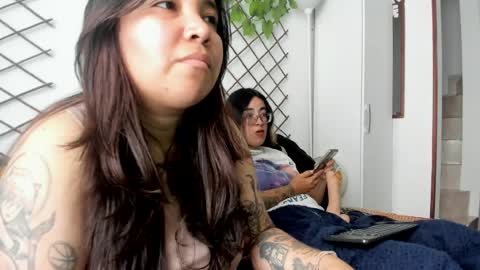 Snapshot of waningrosee chatting on July 14, 2026, 6:24 pm Waningrose Lu online show from July 14, 2026, 6:24 pm
