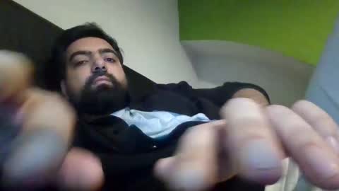 wankistani11 online show from December 10, 2024, 3:33 pm