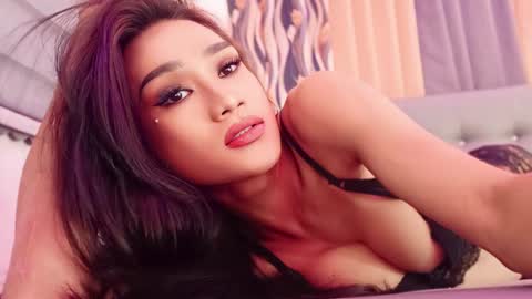 Snapshot of wantedsugar_ chatting on March 6, 2025, 10:52 am Galems online show from March 6, 2025, 10:52 am