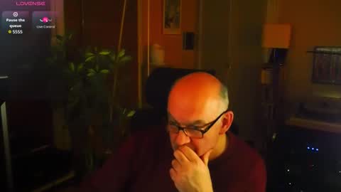 warp147 online show from November 11, 2025, 11:16 pm