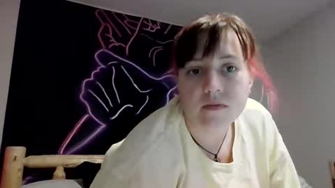 warwhore24 online show from April 15, 2026, 6:37 pm