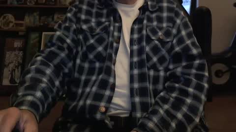 Snapshot of waterfire420 chatting on January 2, 2025, 12:02 am waterfire420 online show from January 2, 2025, 12:02 am