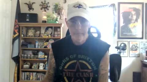 Snapshot of waterfire420 chatting on June 6, 2026, 7:29 pm waterfire420 online show from June 6, 2026, 7:29 pm