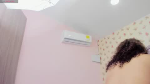 Snapshot of watson_crystal00 chatting on June 28, 2026, 12:44 pm Milf Latina online show from June 28, 2026, 12:44 pm