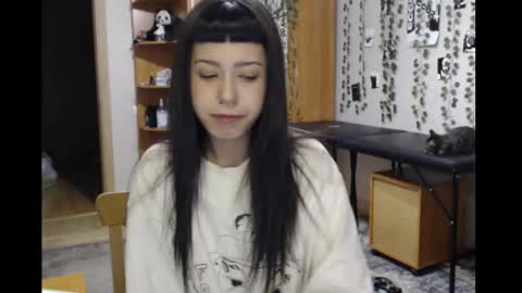 Snapshot of wavy_nights chatting on February 11, 2026, 6:13 pm Mina online show from February 11, 2026, 6:13 pm