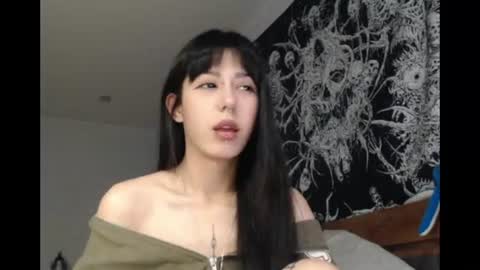 Snapshot of wavy_nights chatting on June 20, 2026, 10:23 pm Mina online show from June 20, 2026, 10:23 pm