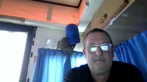 Snapshot of wazahardon2 chatting on November 4, 2025, 1:38 am wazahardon2 online show from November 4, 2025, 1:38 am