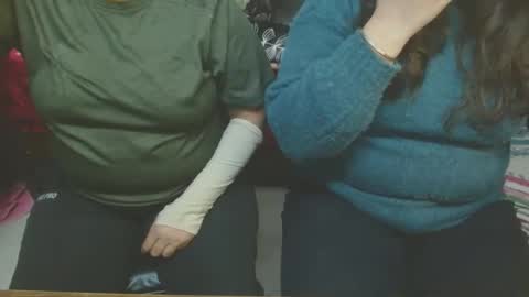 Snapshot of we_are_indian chatting on December 21, 2024, 11:44 am khushiwife kabirhubby kavyasexy gf online show from December 21, 2024, 11:44 am