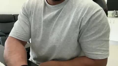 Weapon X online show from April 8, 2026, 2:22 am