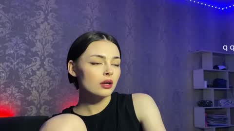 Snapshot of weareyoursun chatting on February 14, 2026, 6:04 pm Alice online show from February 14, 2026, 6:04 pm