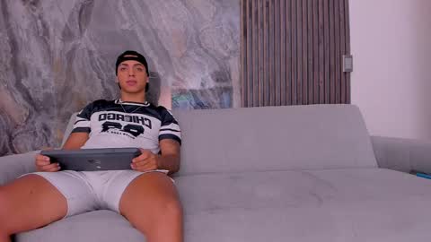 Jhonny Dick  his neighbors. online show from September 14, 2025, 2:11 am