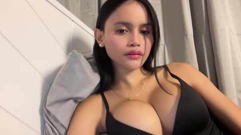 Snapshot of webcammaggie chatting on May 2, 2026, 3:17 pm Maggie online show from May 2, 2026, 3:17 pm