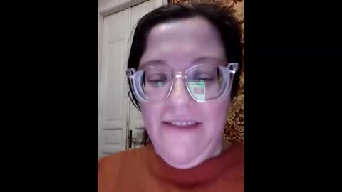 Snapshot of webgirl2 chatting on October 29, 2025, 12:02 am Marina online show from October 29, 2025, 12:02 am