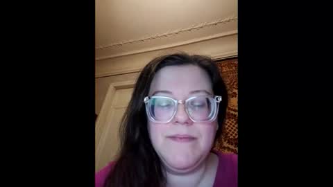 Marina online show from December 20, 2025, 10:06 pm